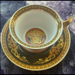 6 x Versace X Rosenthal Red Coffeecups and Saucers, mint condition